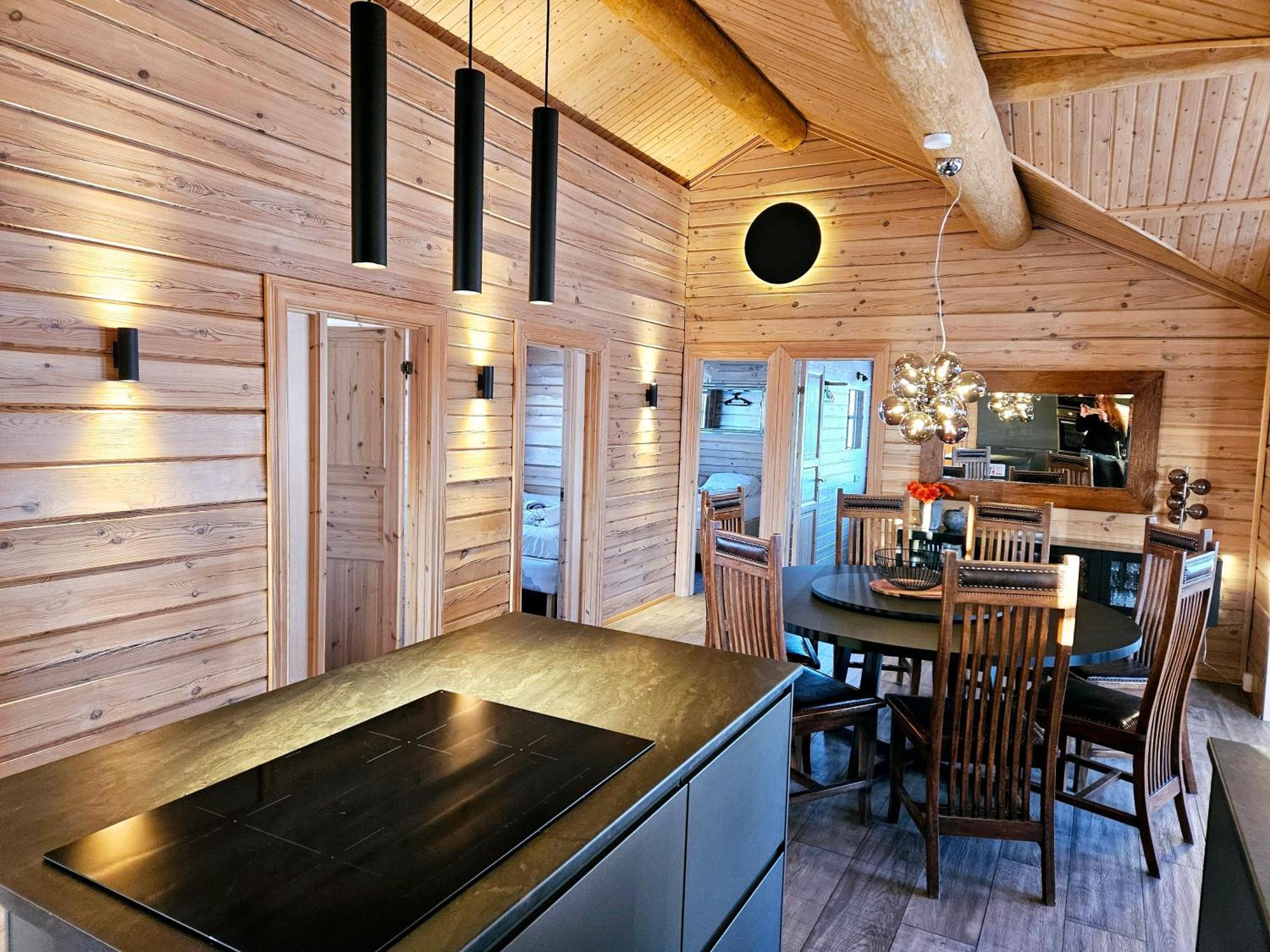Aurora Vacation Homes Fagravik آكيورِيْري الغرفة الصورة