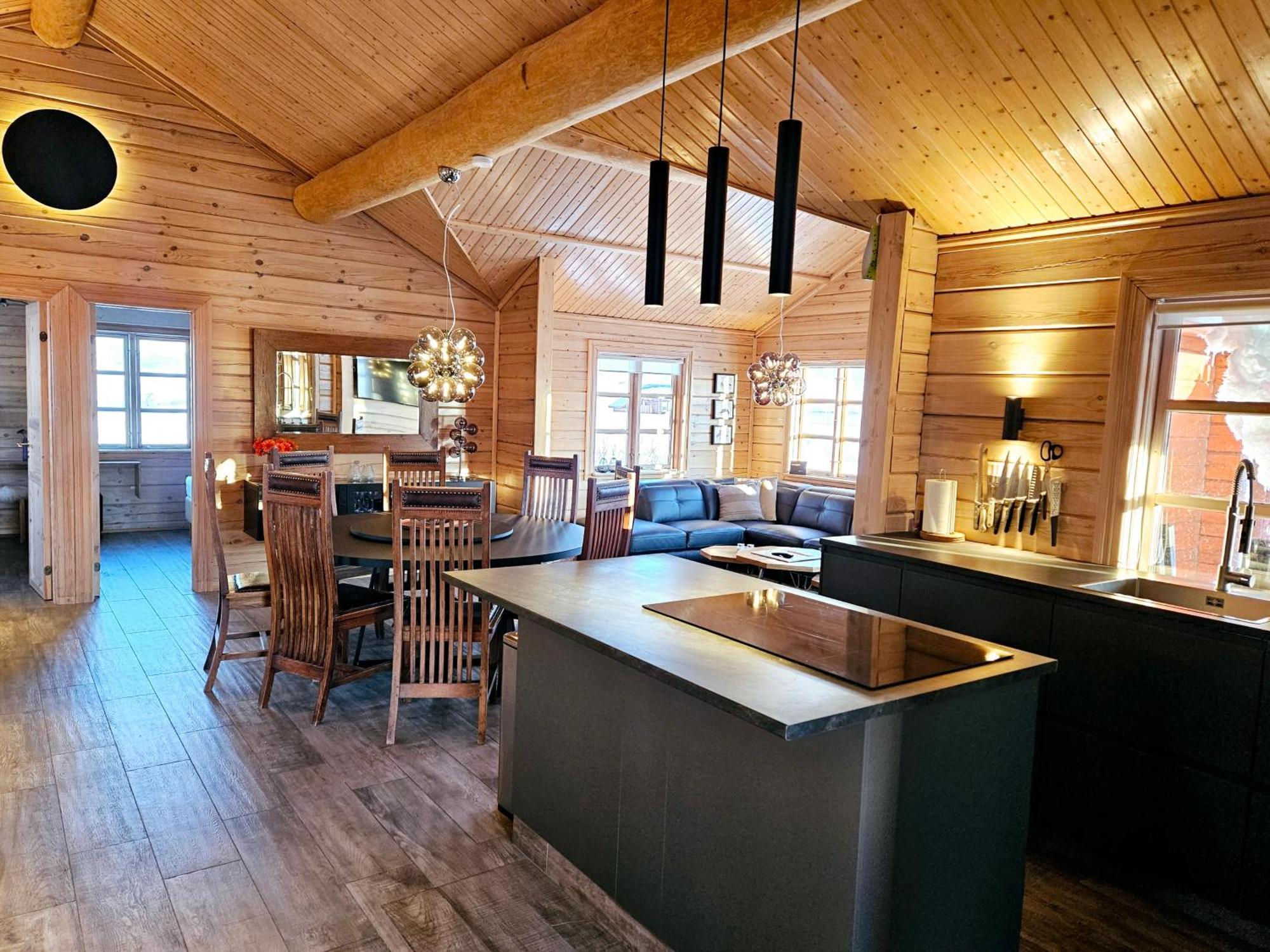 Aurora Vacation Homes Fagravik آكيورِيْري الغرفة الصورة
