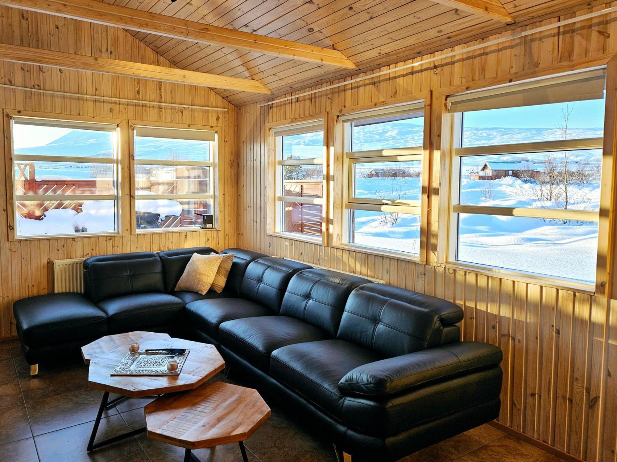 Aurora Vacation Homes Fagravik آكيورِيْري الغرفة الصورة